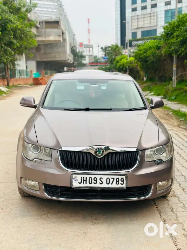 Skoda Superb, 2012, Petrol