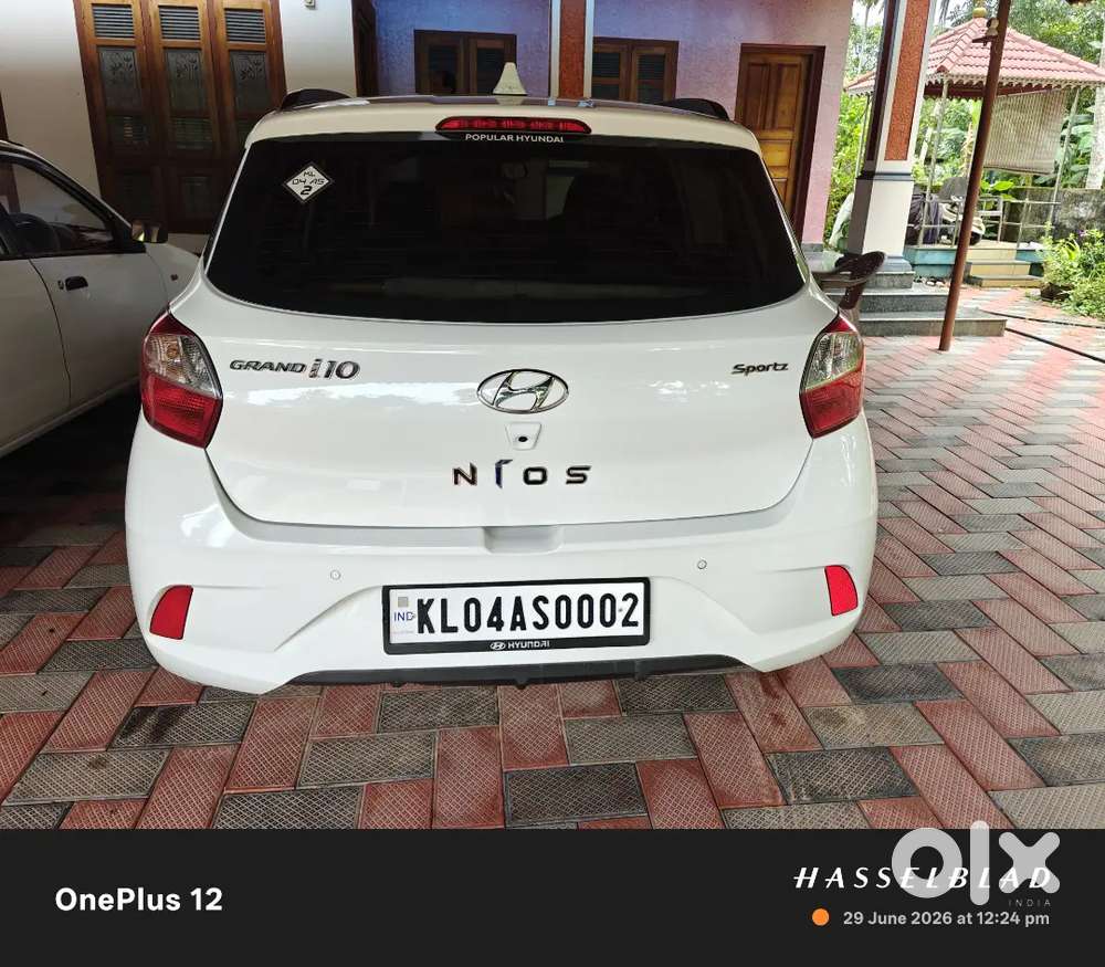 Grand I10 Nios Sportz Cng