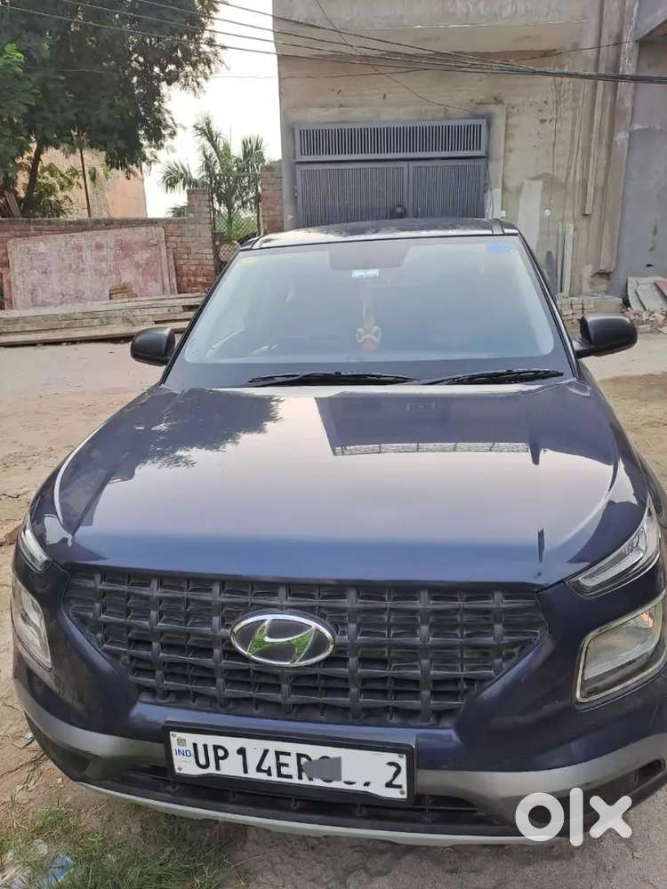 Hyundai Venue Petrol 2021