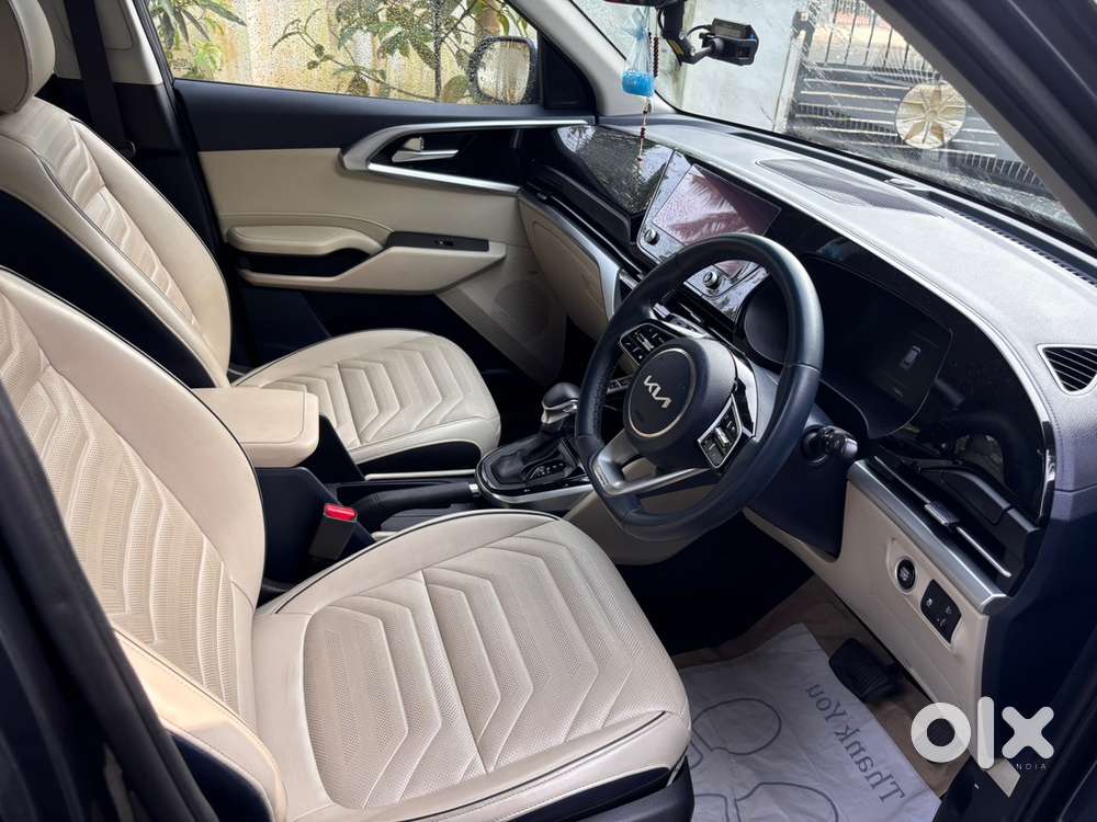 Kia Carens Luxury Plus 7dct Petrol Turbo Paddle Shift