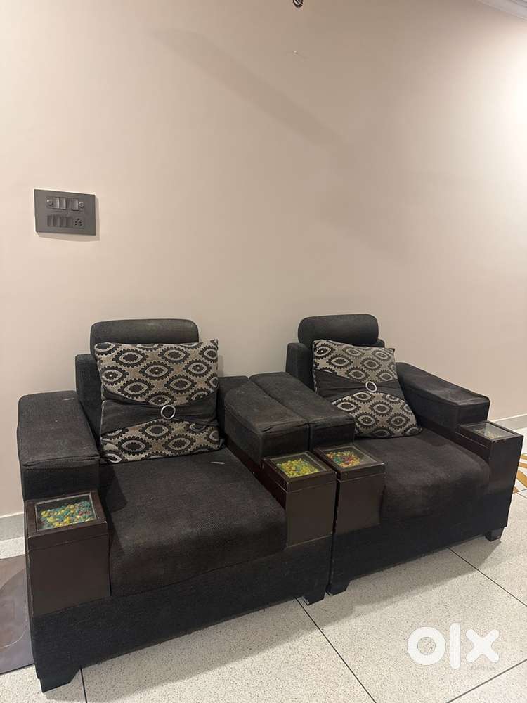 Sofa set 5 seater