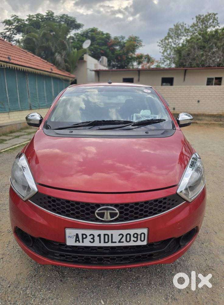 Tata Tiago 1.2 Revotron Xz, 2016, Petrol