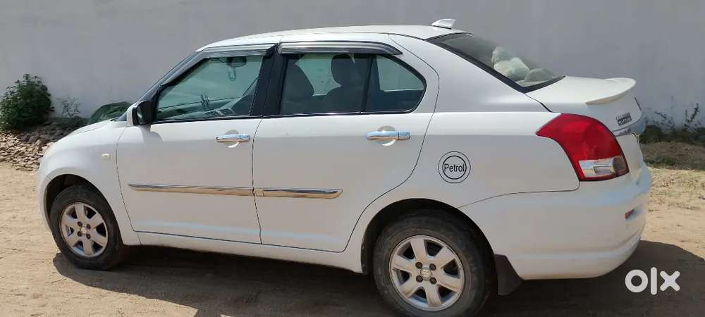Maruti Suzuki Swift Dzire 2012 Petrol Well Maintained
