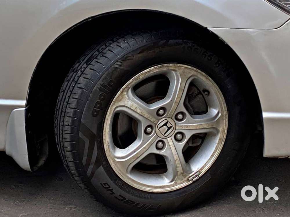 Honda Civic 1.8 V Mt, 2011, Petrol