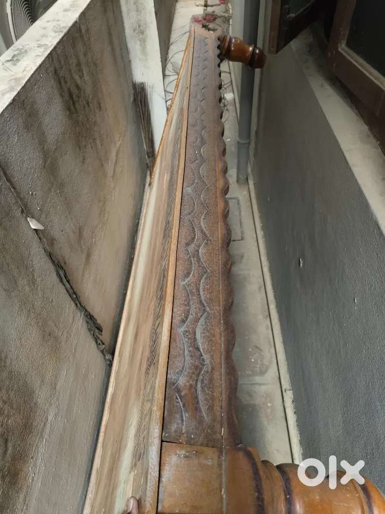 Diwan set wood