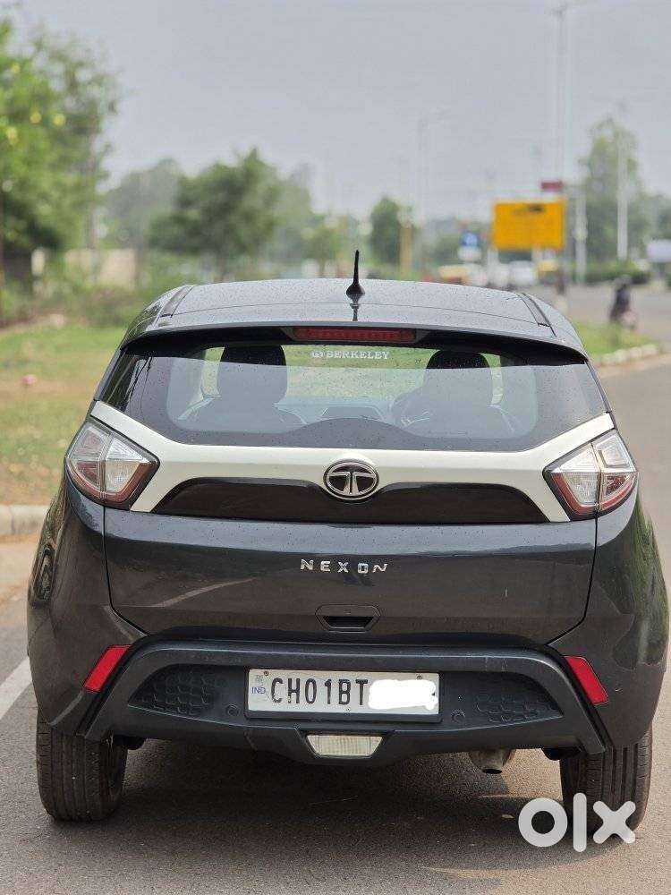 Tata Nexon 1.5 Revotorq Xm (s), 2018, Diesel