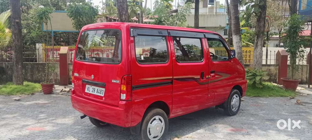Maruti Suzuki Eeco 7 Seater Standard, 2010, Petrol