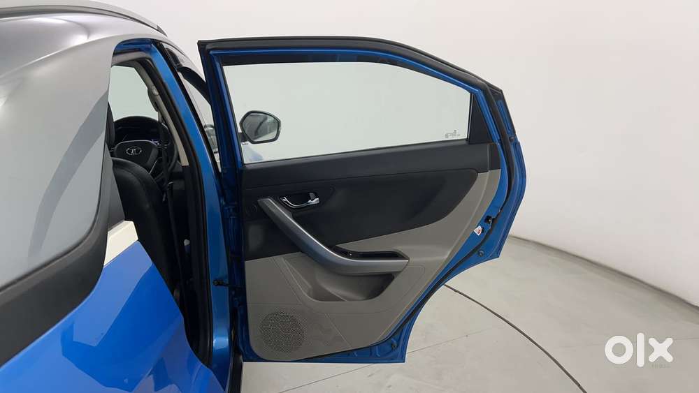 Tata Nexon 1.2 Revotron Xz Plus Dual Tone, 2017, Petrol