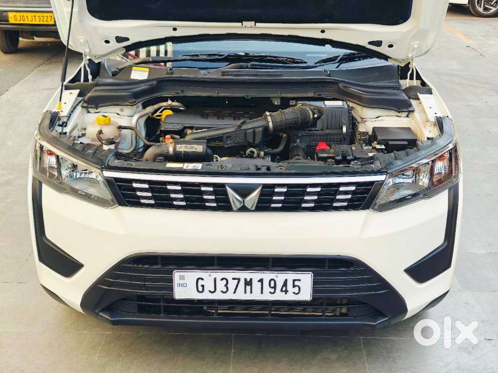 Mahindra Xuv300 W6, 2023, Petrol