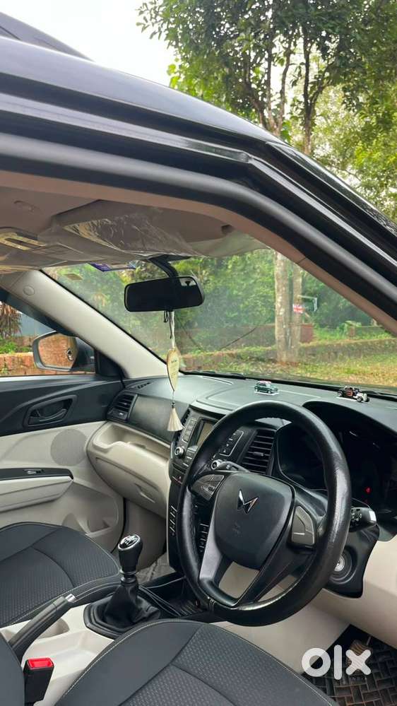 Mahindra Xuv 300 W6 Petrol Manual 2024