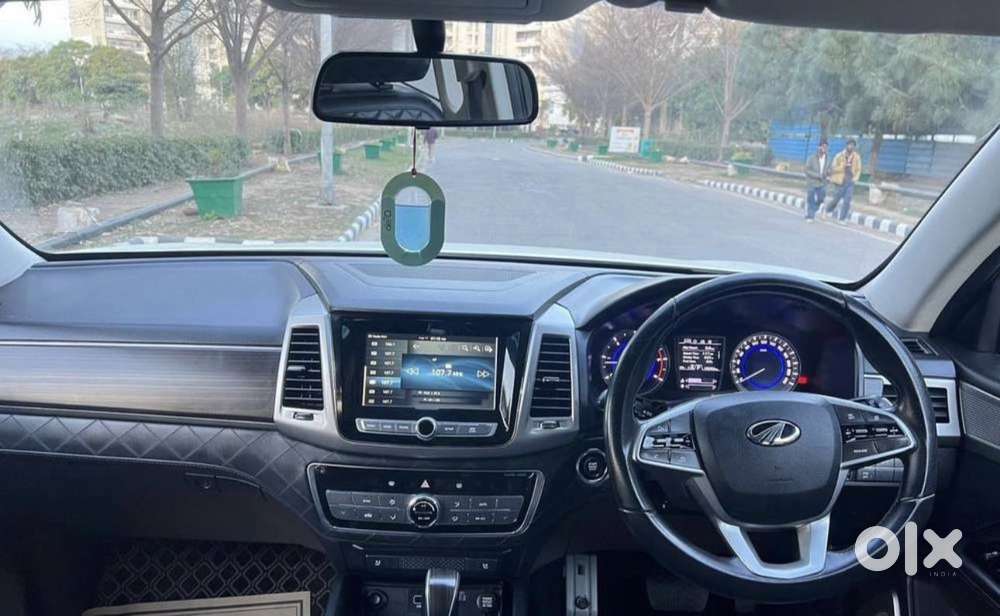 Mahindra Alturas G4, 2022, Diesel