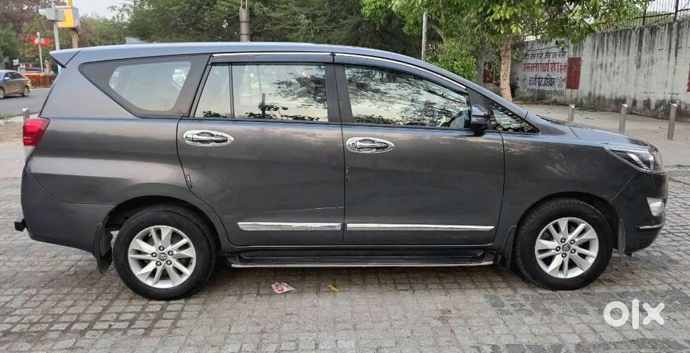 Toyota Innova Crysta 2.8 Gx At 7 Str, 2018, Diesel