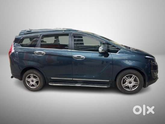 Mahindra Marazzo M6, 2019, Diesel