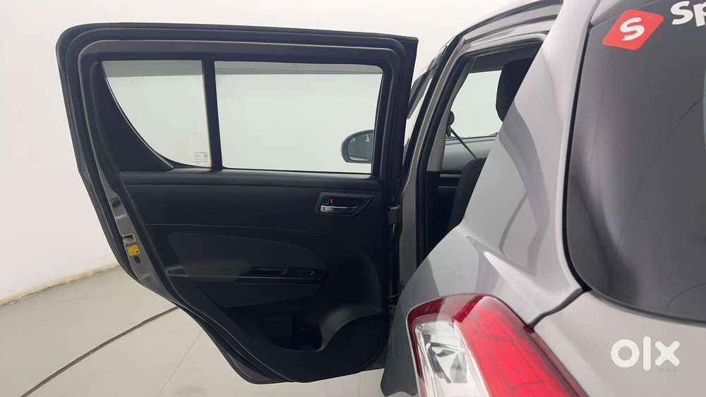 Maruti Suzuki Swift Vvt Vxi, 2017, Petrol