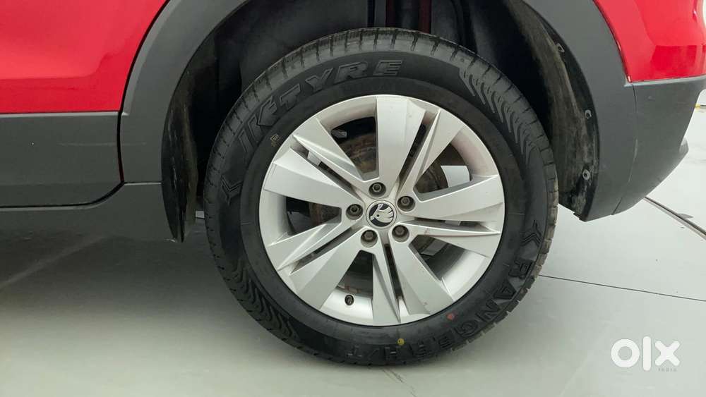 Skoda Kushaq Ambition 1.0l Tsi Mt, 2023, Petrol