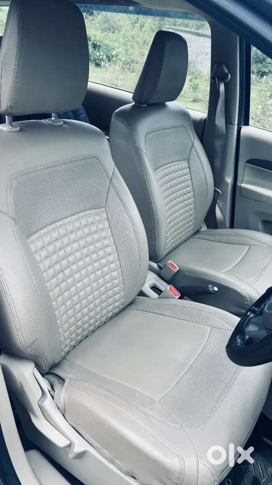 Maruti Suzuki Ertiga 2023 Petrol 51200 Km Driven