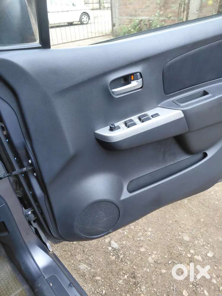 Maruti Suzuki Wagon R Vxi Bs4 Petrol Model 12/10/2012