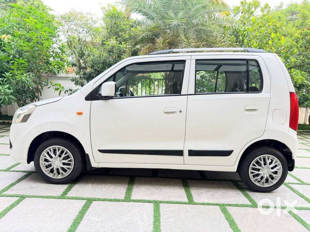 Maruti Suzuki Wagon R Vxi, 2012, Petrol
