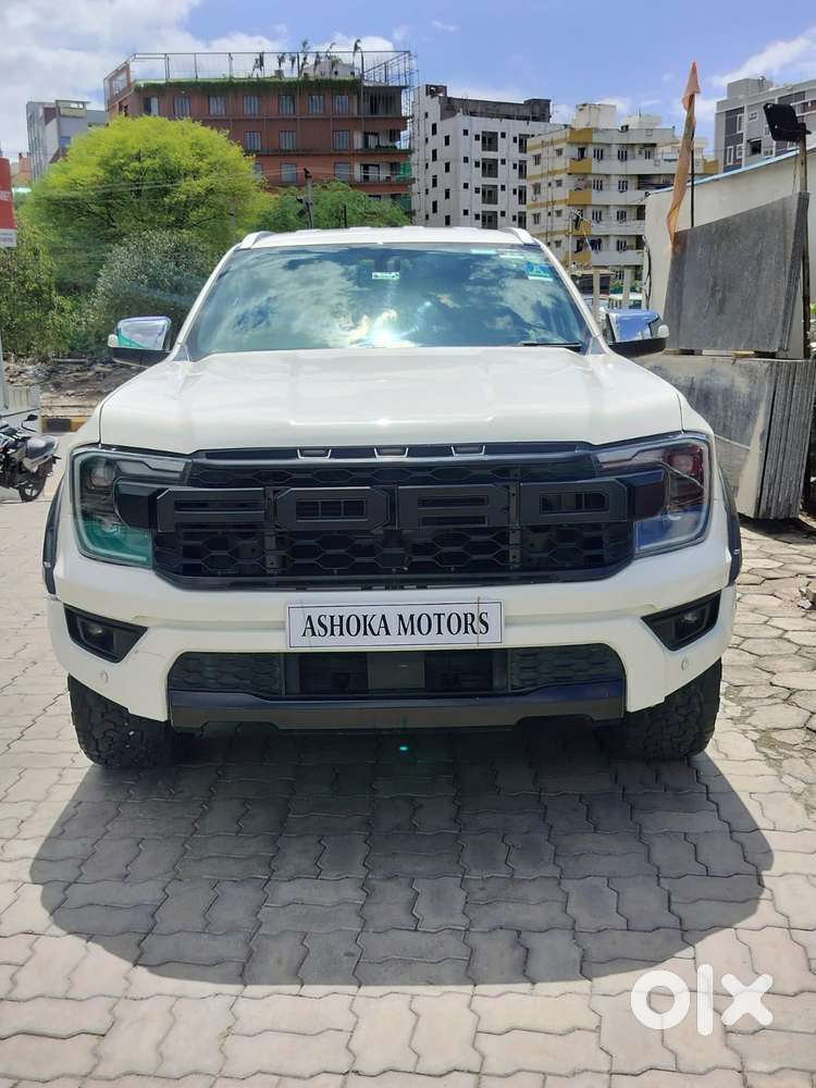 Ford Endeavour 2.2 Titanium 4x2 At, 2016, Diesel