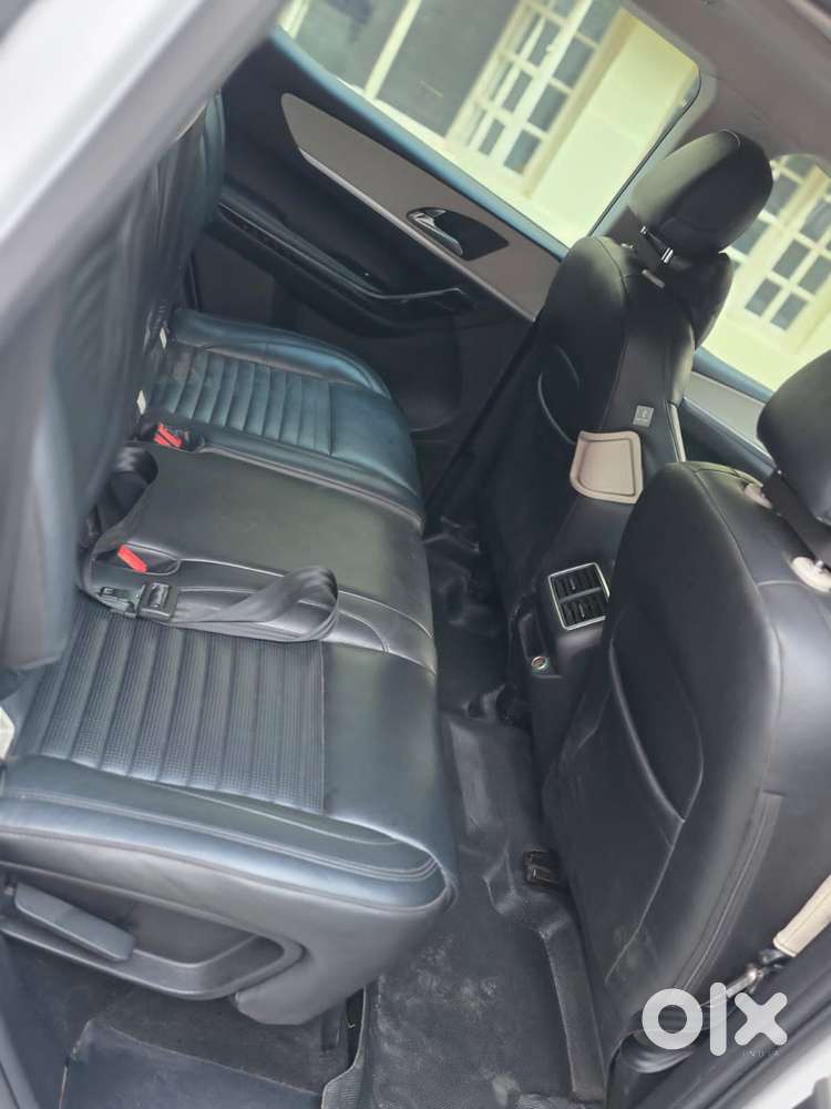 Mahindra Xuv700 2.2 Ax 7 Diesel Mt Str, 2023, Diesel