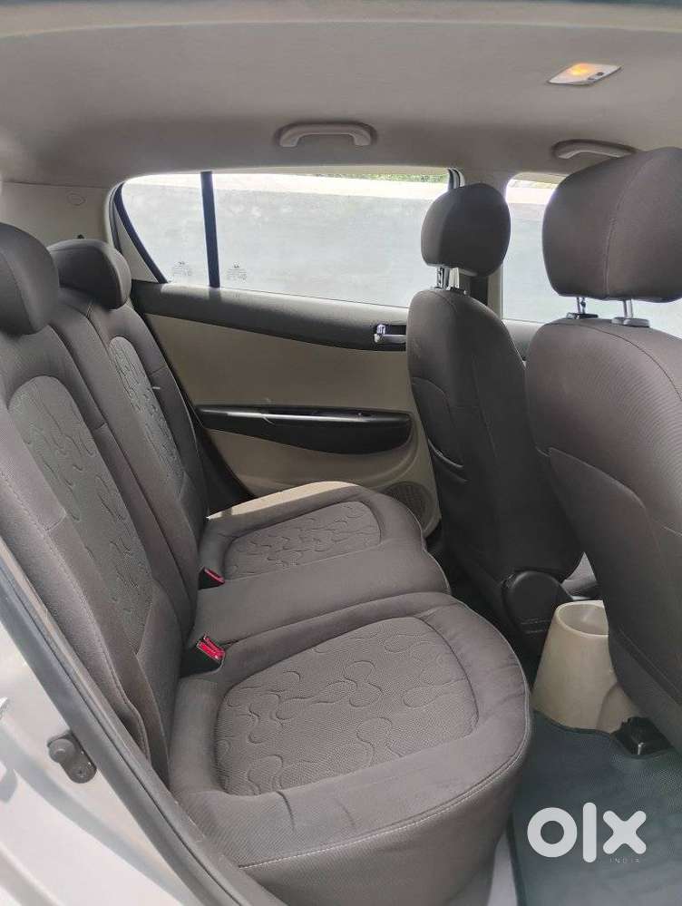Hyundai I20 2015-2017 Sportz Option 1.4 Crdi, 2010, Diesel