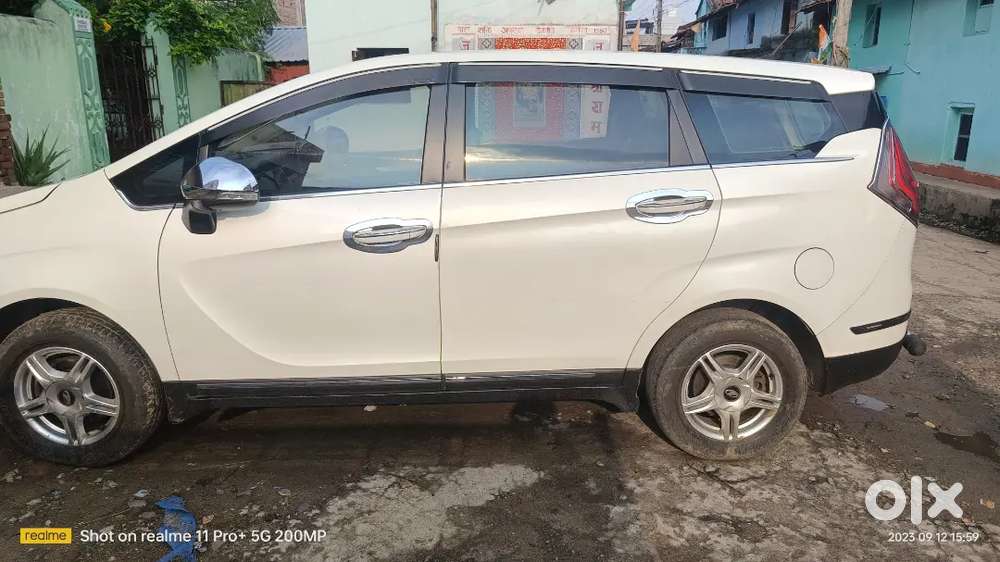 Mahindra Marazzo 2023