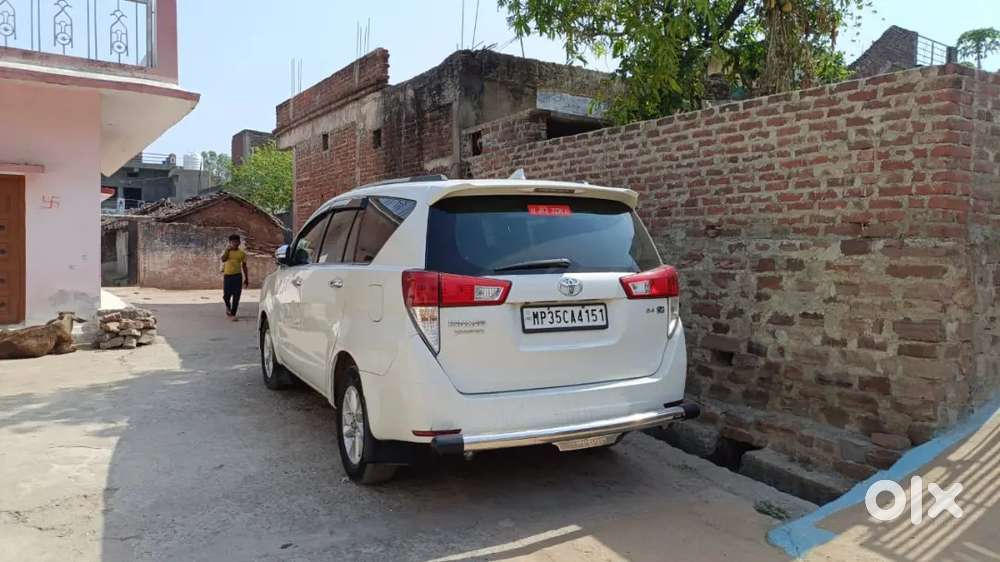 Toyota Innova Crysta 2017 Diesel Car