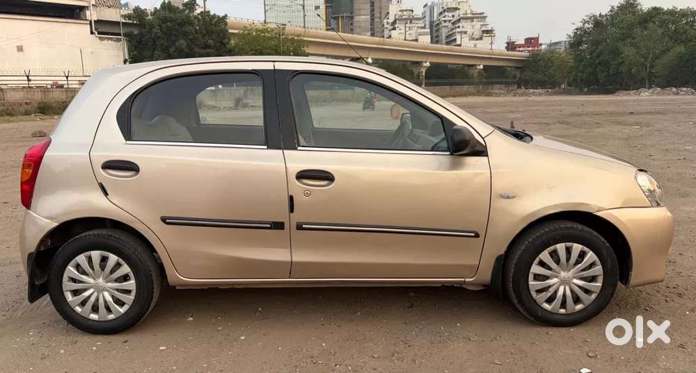 Toyota Etios Liva 1.2 G, 2012, Petrol
