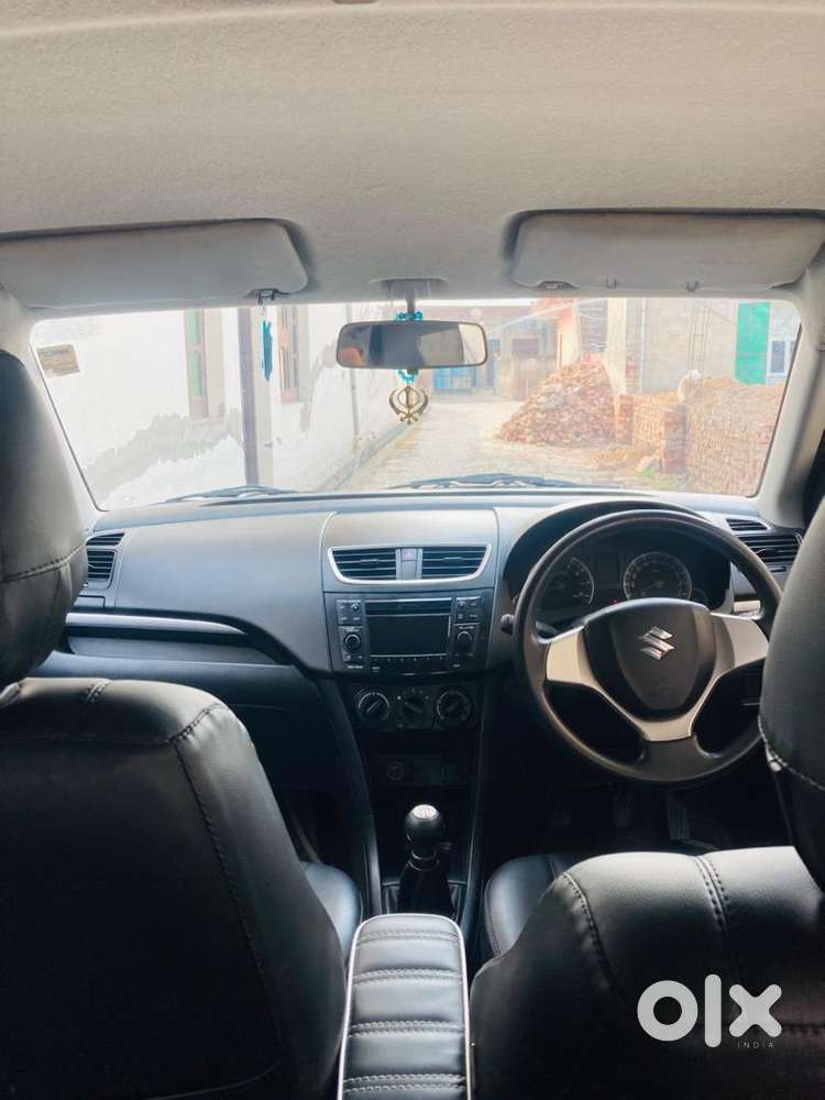 Maruti Suzuki Swift 2013 Petrol 72000 Km Driven