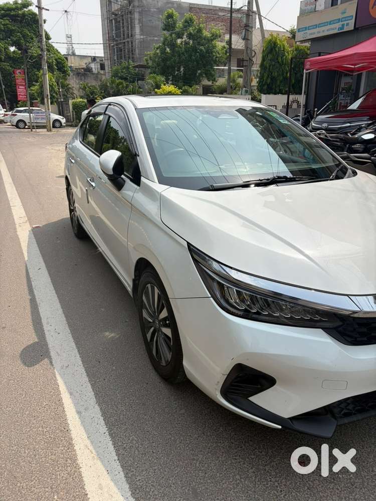 Honda City Zx 2023 Petrol