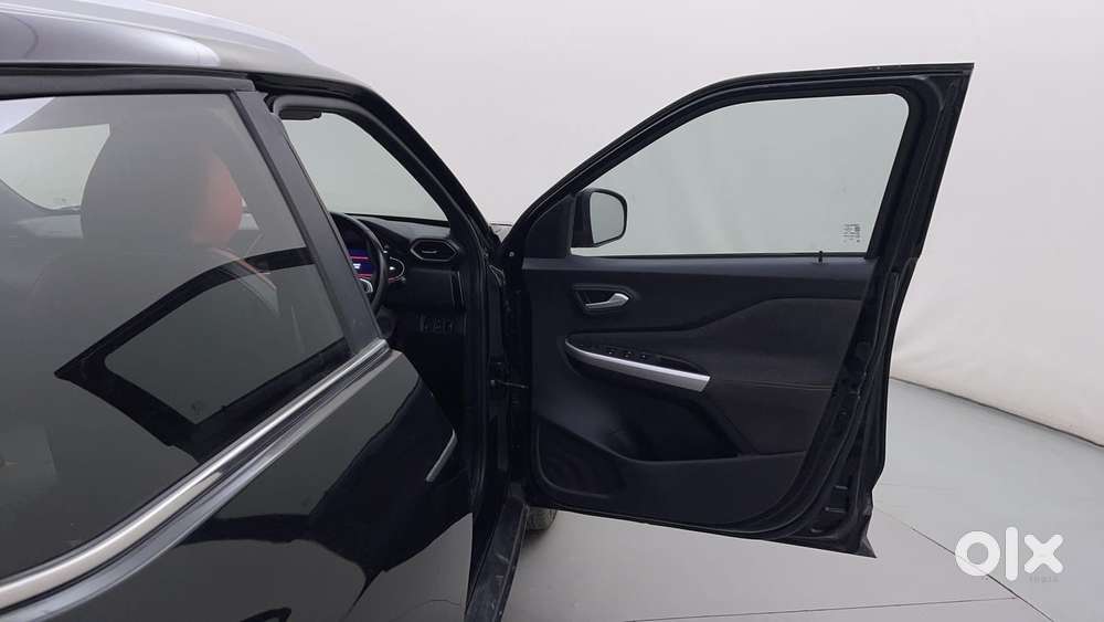 Nissan Magnite 1.0 Xv Premium Turbo Cvt, 2021, Petrol