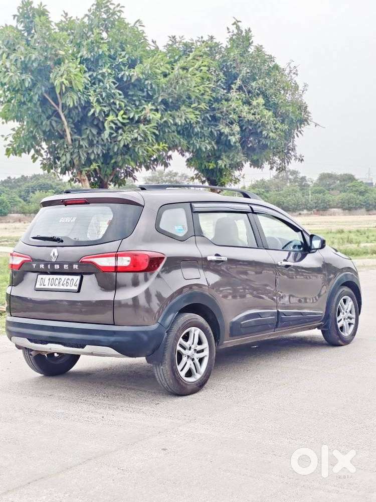 Renault Triber Rxz, 2022, Petrol