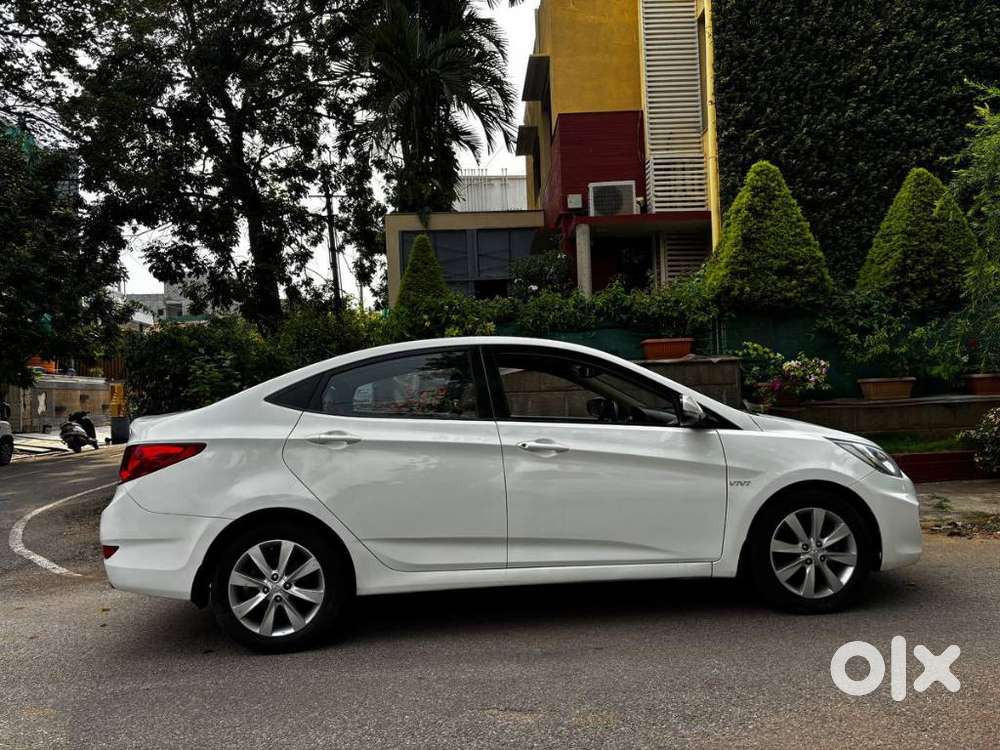 Hyundai Fluidic Verna 1.6 Vtvt Sx, 2012, Petrol
