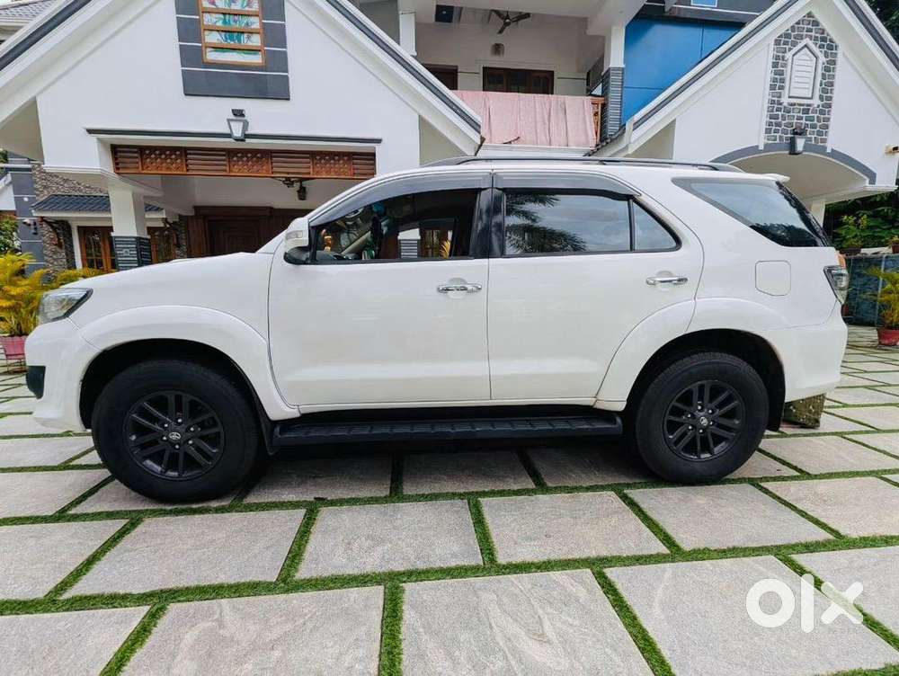 Toyota Fortuner 4*2 Automatic 2015 Diesel Good Condition