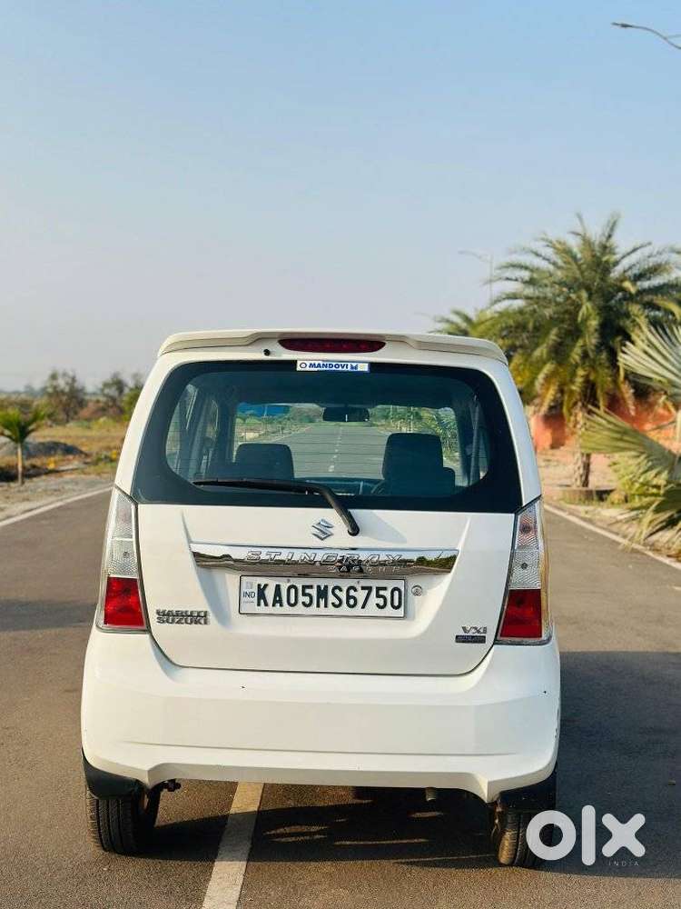 Maruti Suzuki Stingray Vxi, 2015, Petrol