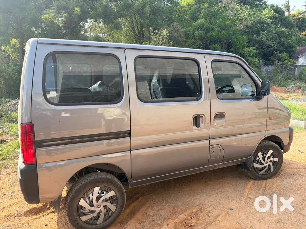 Maruti Suzuki Ecco Petrol 2025