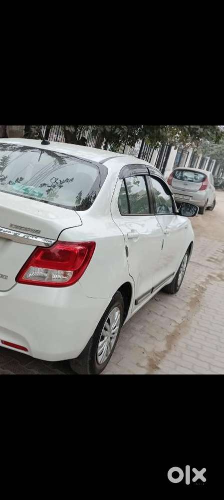 Maruti Suzuki Swift Dzire