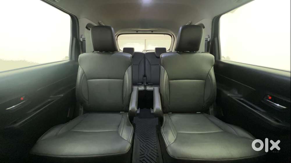 Maruti Suzuki Xl6 1.5 Alpha Plus At, 2022, Petrol