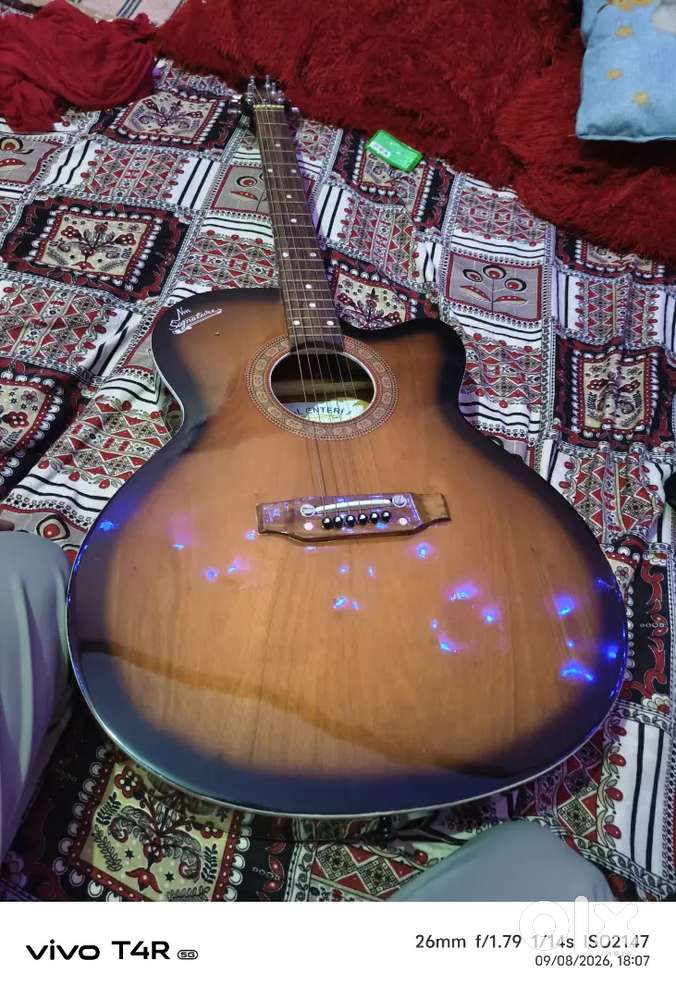 BEST ACOUSTIC GUITAR