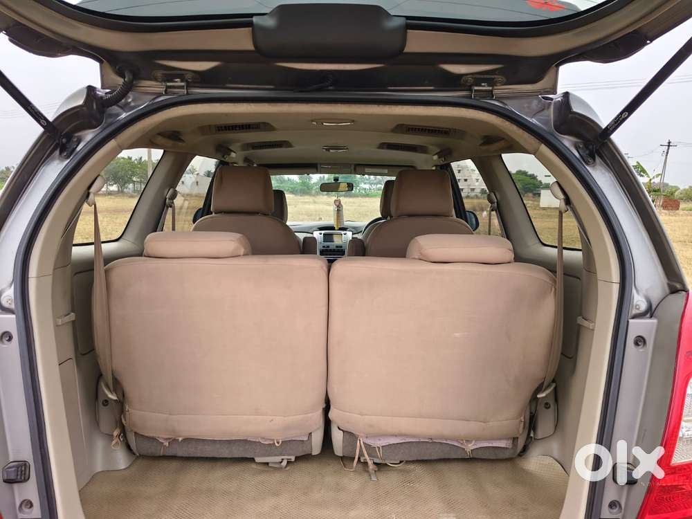 Toyota Innova 2.5 V 7 Str, 2012, Diesel