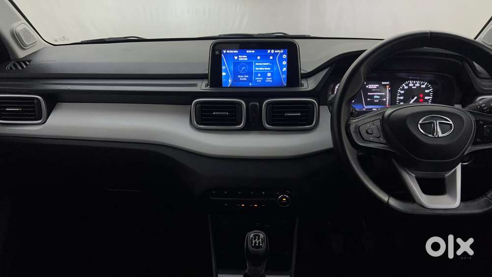 Tata Punch Creative Dual Tone Mt Sunroof, 2023, Petrol