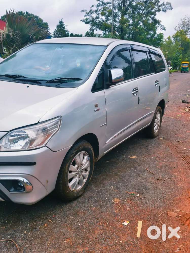 Toyota Innova Diesel 2011