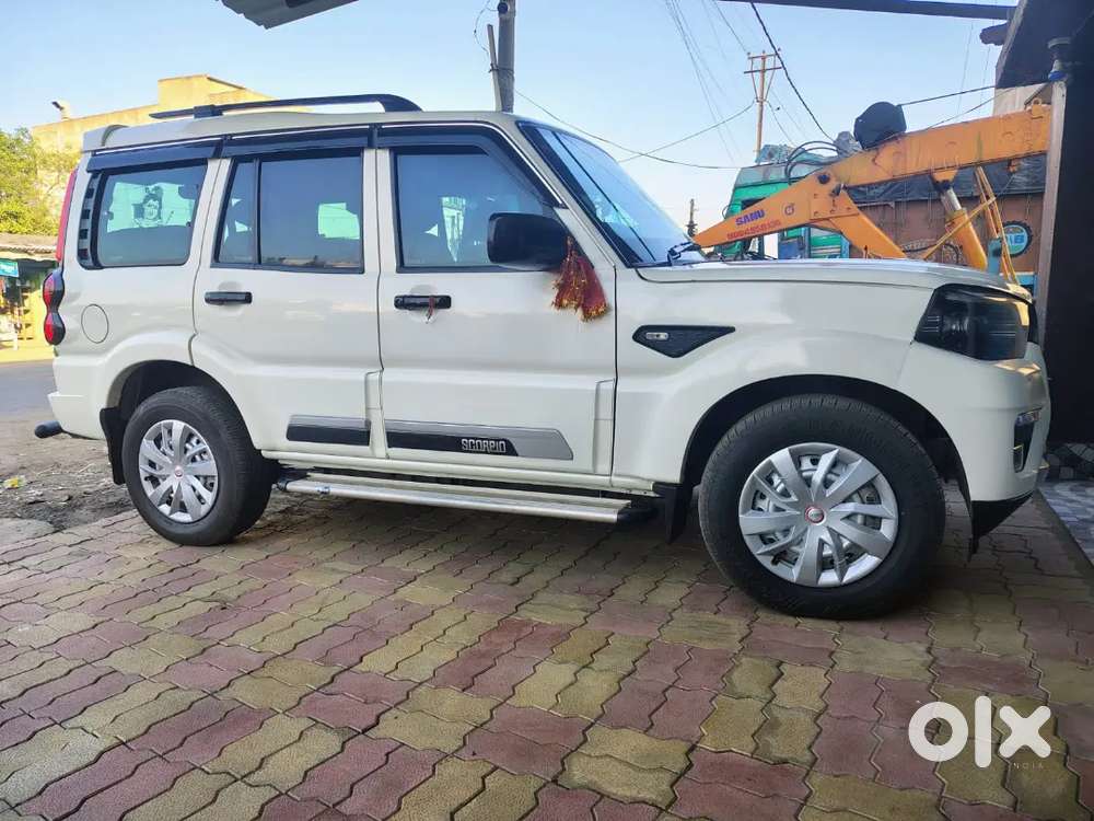 Mahindra Scorpio Classic 2023 Diesel 30000 Km Driven