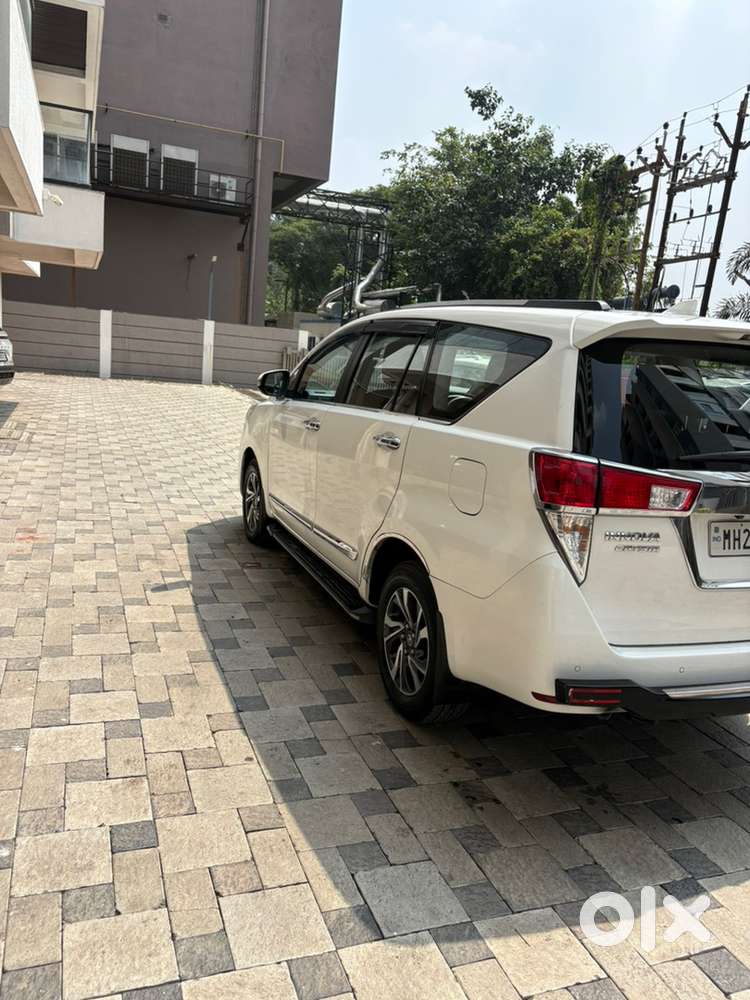 Toyota Innova Crysta 2022