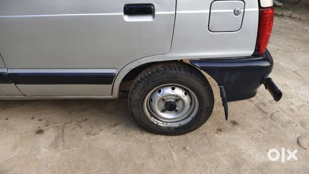 गाड़ी बहुत बढ़िया कंडीशन में है इंजन से बहुत अच्छा है गाड़ी लोकलघूमने