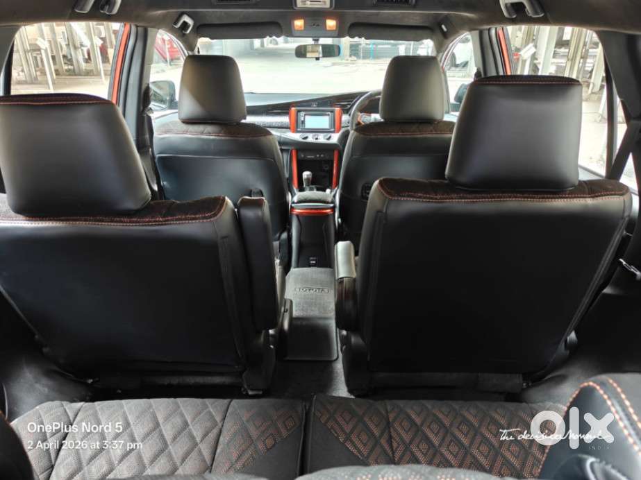 Toyota Innova Crysta 2.8 Gx At 7 Str, 2016, Diesel