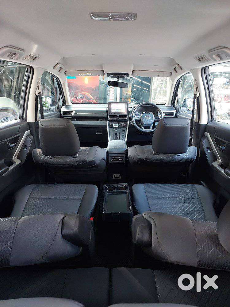 Toyota Innova Hycross 2.0 Gx 7 Str, 2024, Petrol