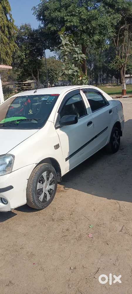 Toyota Etios 2012 Petrol Well Maintained