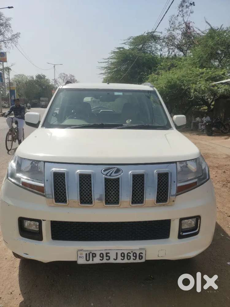 Mahindra Tuv 300 2016 Diesel 100000 Km Driven