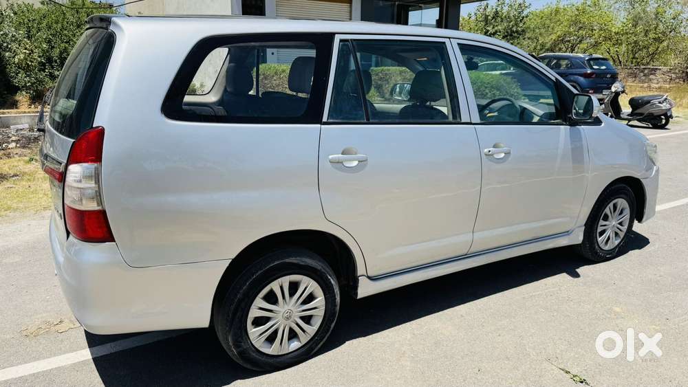 Toyota Innova 2.5 G (diesel) 8 Seater, 2013, Diesel